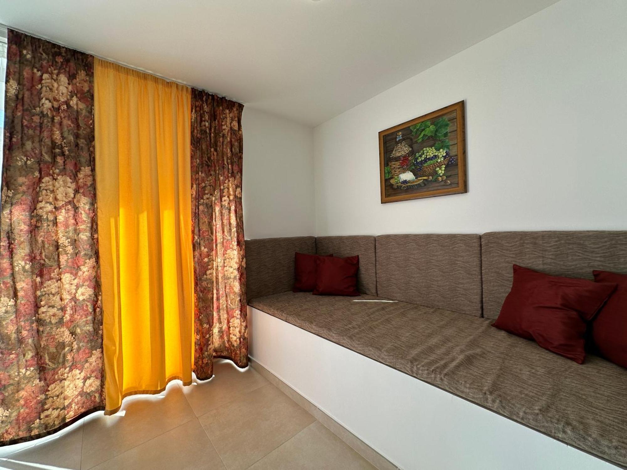 New, Airy And Spacious Apartment In Mellieha Exterior foto